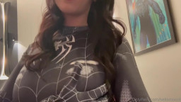 Hellolimoon - He Fucks Me When He Sees Me In Spider Man Cosplay