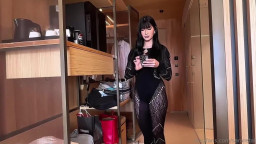 Sara Retali, Yenifer Chacon - Wild Threesome 2 Sluts In My Hotel Room